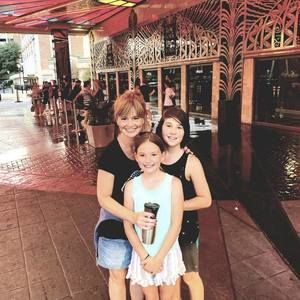 Meet your Posher, Rachel